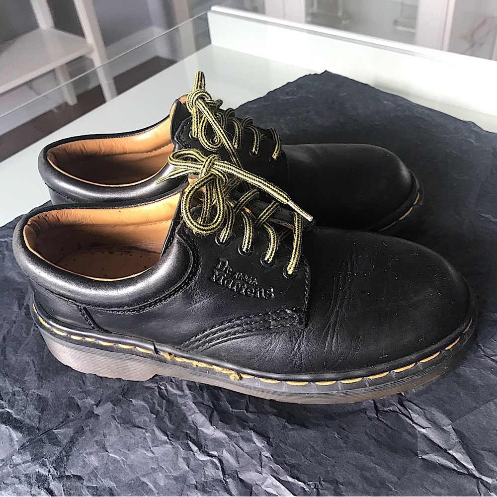Dr martens vintage shoes